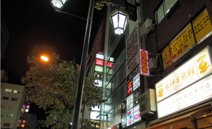 上海名物焼き小龍包専門店　永祥生煎館